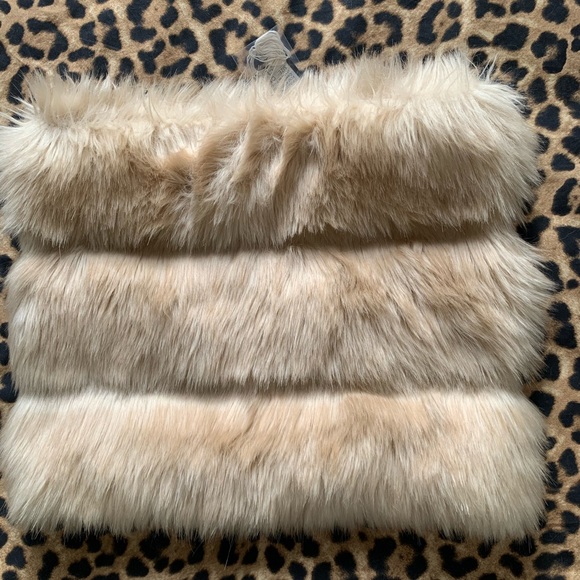 Club Monaco Faux Fur Snood Scarf - Picture 2 of 5